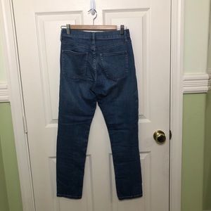 Uniqlo High Rise Straight Fit Medium Wash Jeans